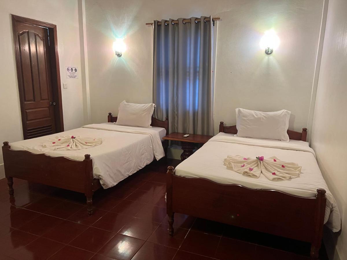 Five Rose Siem Reap Hostel מראה חיצוני תמונה