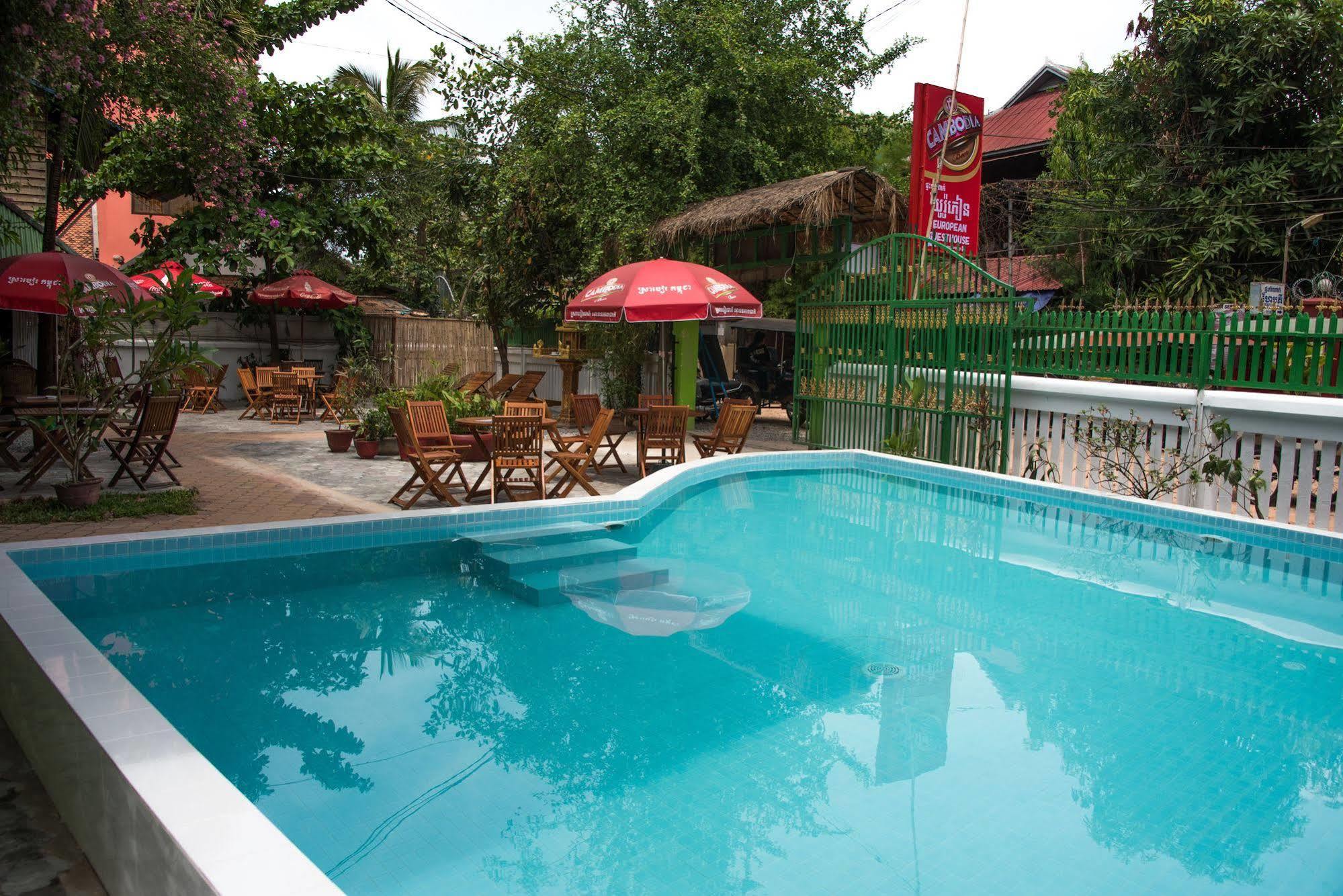 Five Rose Siem Reap Hostel מראה חיצוני תמונה