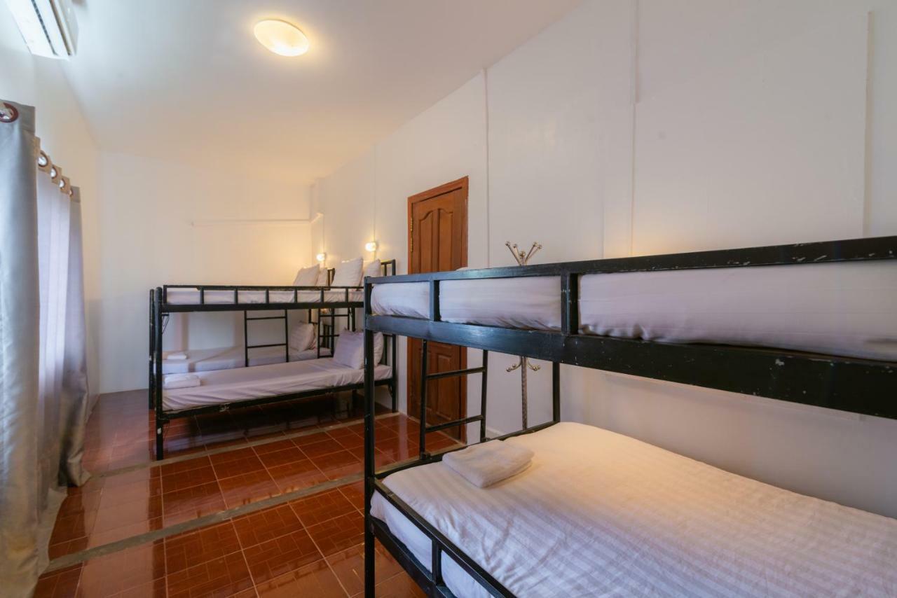 Five Rose Siem Reap Hostel מראה חיצוני תמונה