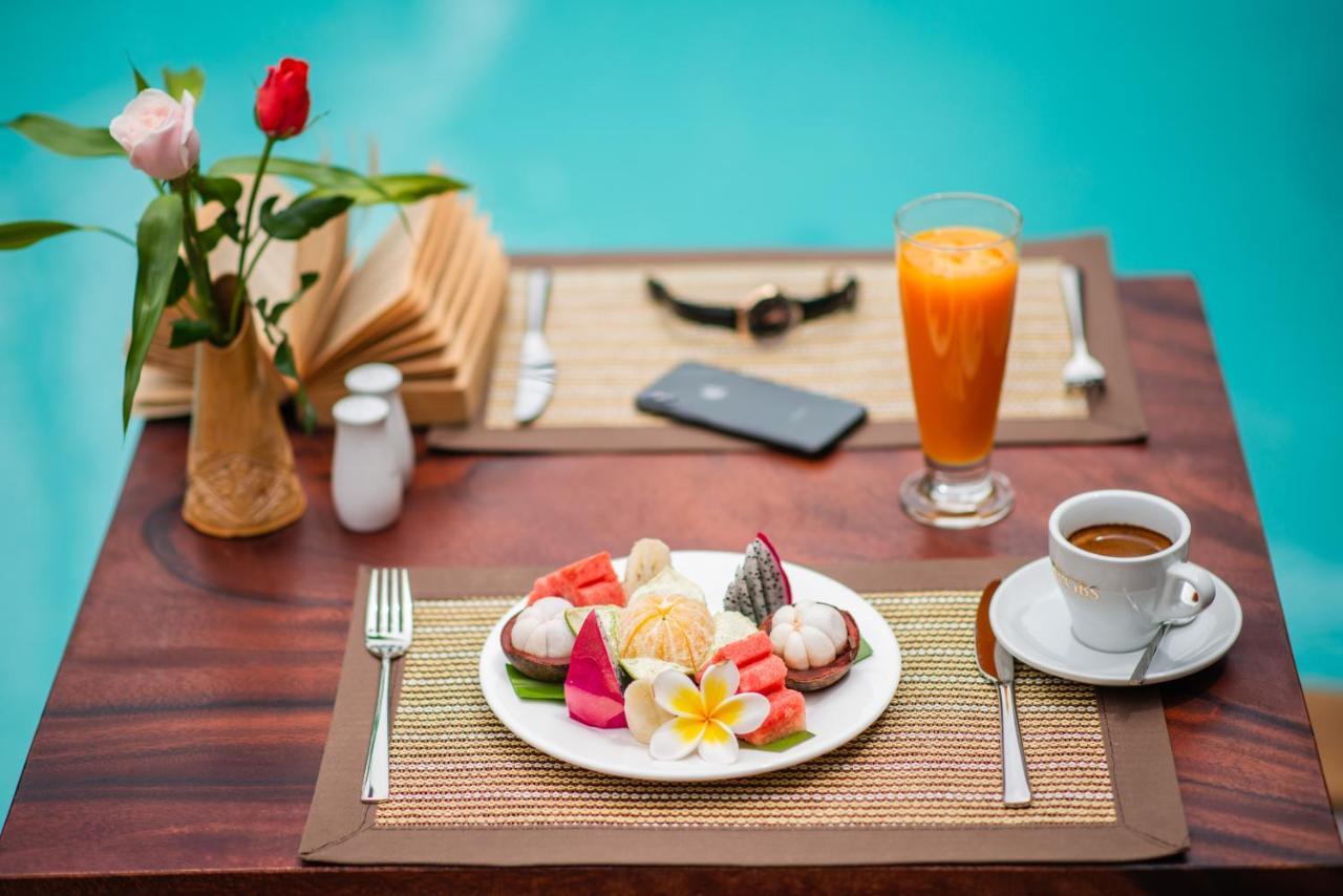 Five Rose Siem Reap Hostel מראה חיצוני תמונה