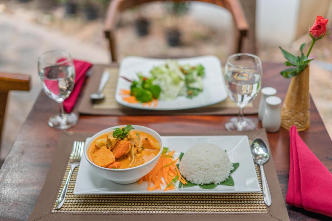 Five Rose Siem Reap Hostel מראה חיצוני תמונה
